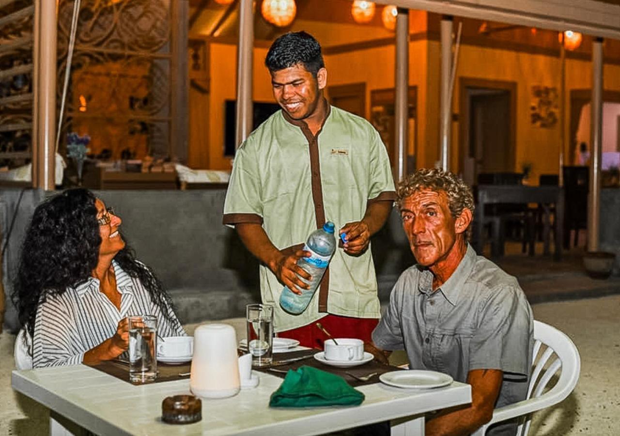 فندق Tropical Tree Fehendhoo المظهر الخارجي الصورة